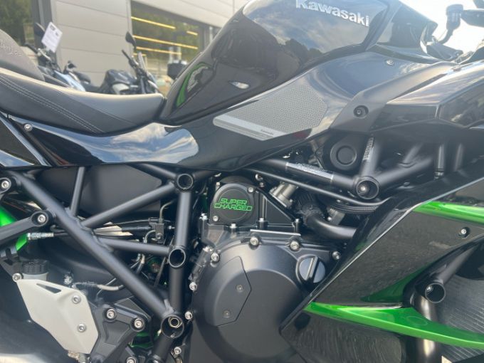 KAWASAKI H2 SX 4