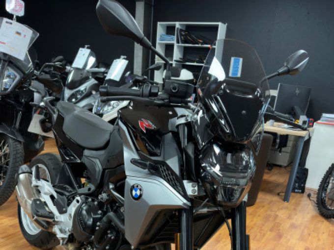 BMW F900R 4