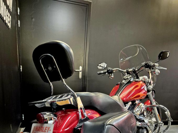 HARLEY-DAVIDSON DYNA WIDE GLIDE 1584 4