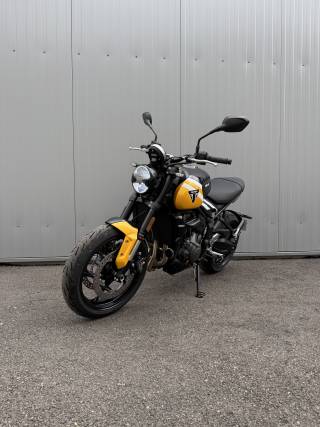 TRIUMPH TRIDENT 660 - 2025