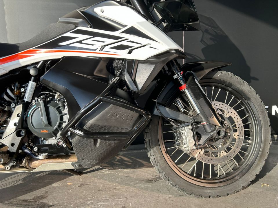 KTM 790 ADVENTURE 4