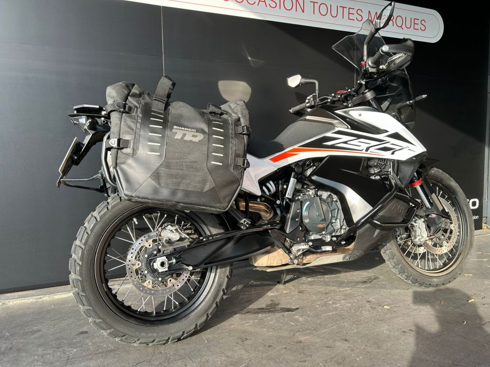 KTM 790 ADVENTURE 4