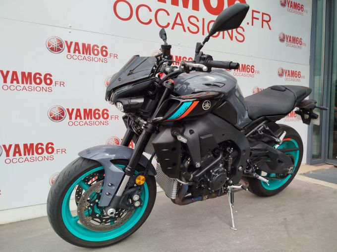 YAMAHA MT-10 4