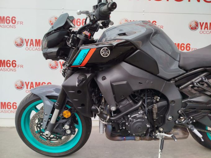 YAMAHA MT-10 4