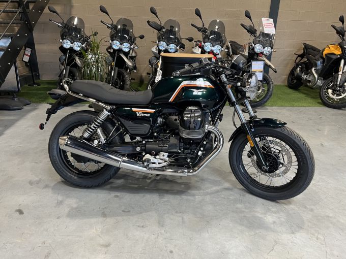 MOTO GUZZI V7 SPECIAL 4