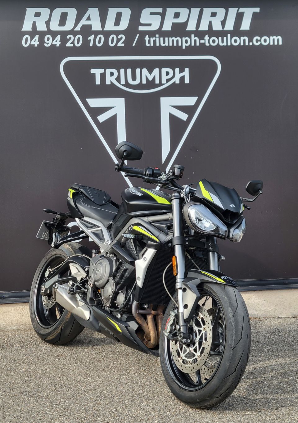 TRIUMPH STREET TRIPLE 765 RS 4