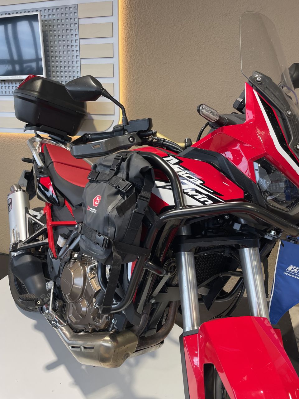 HONDA AFRICA TWIN CRF1000L STD 4
