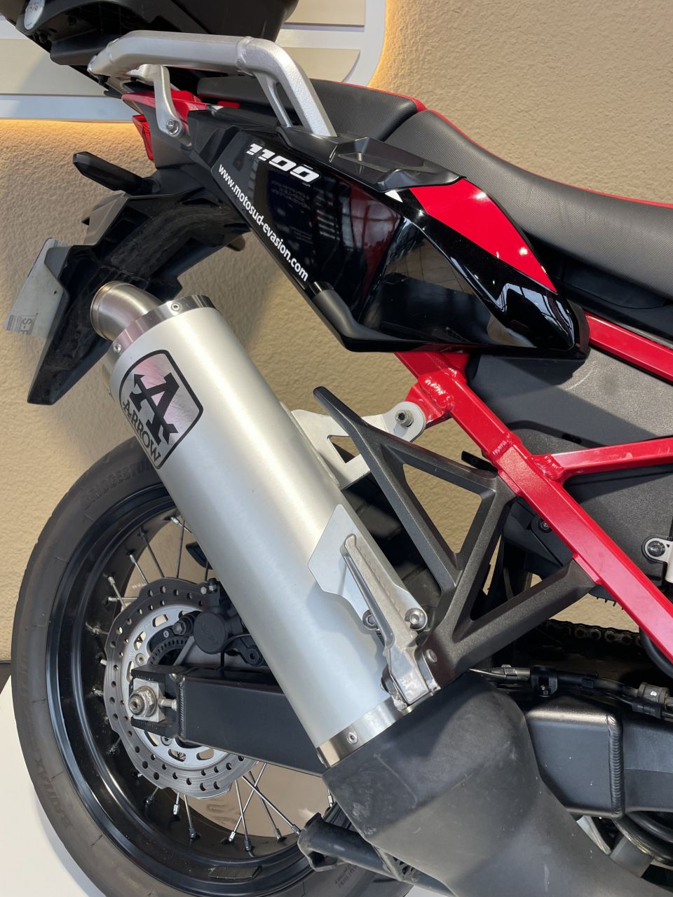 HONDA AFRICA TWIN CRF1000L STD 4