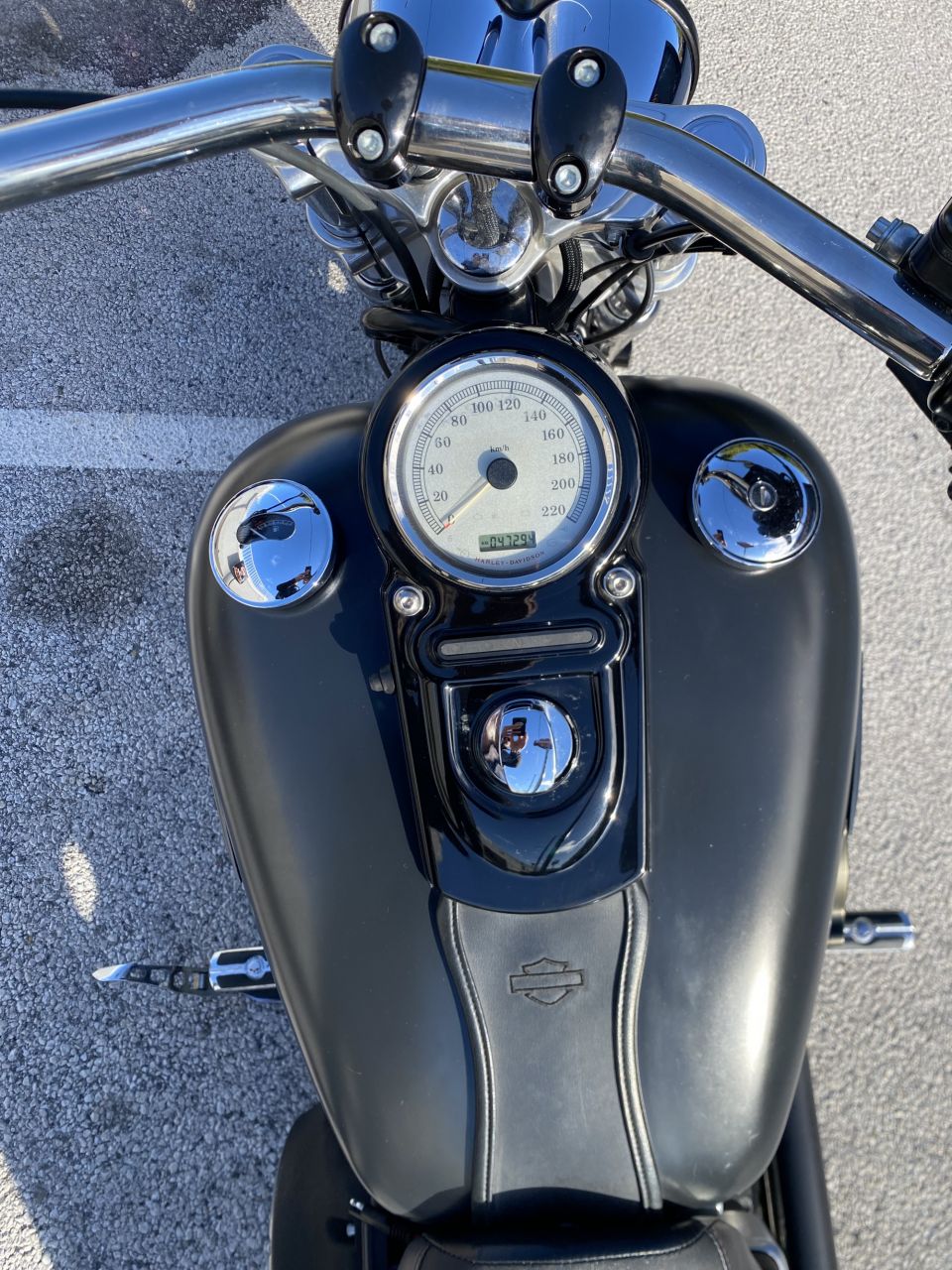 HARLEY-DAVIDSON DYNA FAT BOB 1584 4