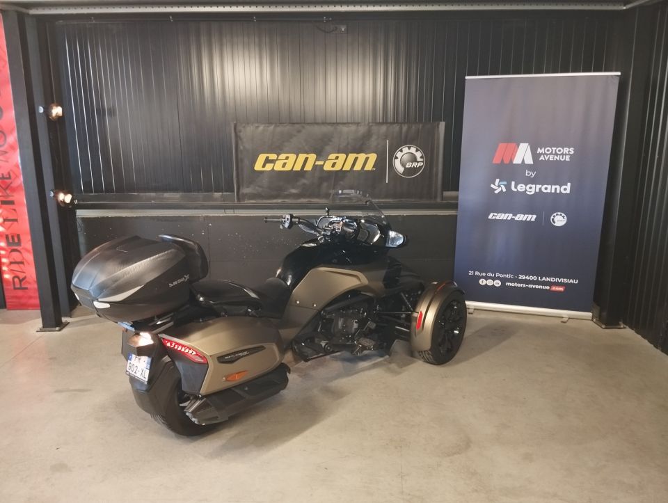 CAN-AM SPYDER F3-T 4