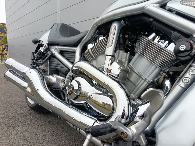 HARLEY-DAVIDSON V-ROD NIGHT ROD 1250 SPECIAL 4