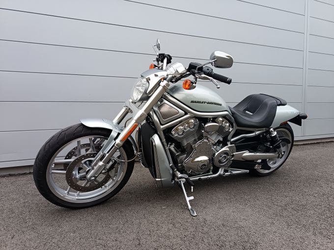 HARLEY-DAVIDSON V-ROD NIGHT ROD 1250 SPECIAL 4