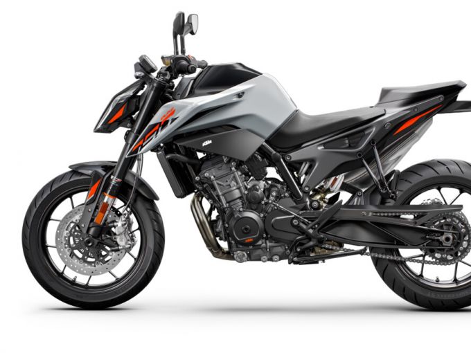 KTM 790 DUKE L 4