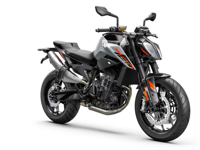 KTM 790 DUKE L 4