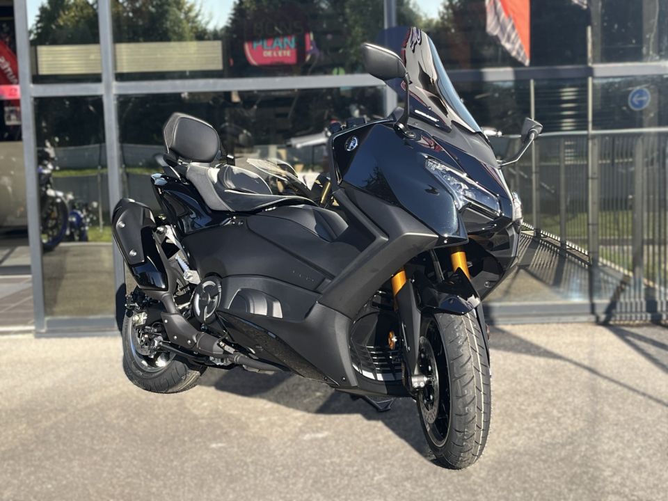 YAMAHA XP T-MAX 560 TECH MAX 4