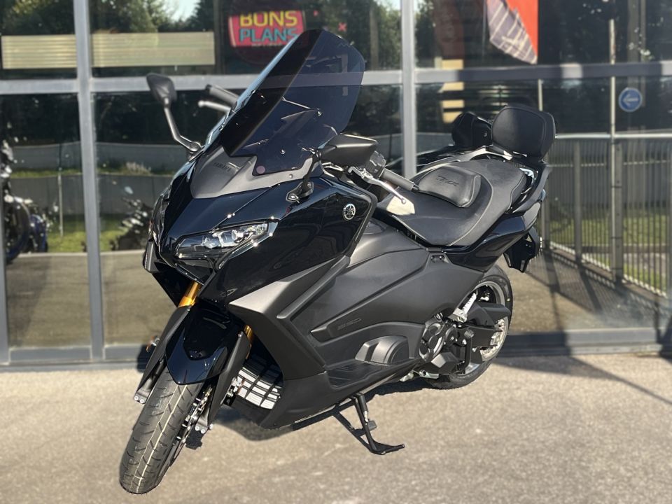 YAMAHA XP T-MAX 560 TECH MAX 4
