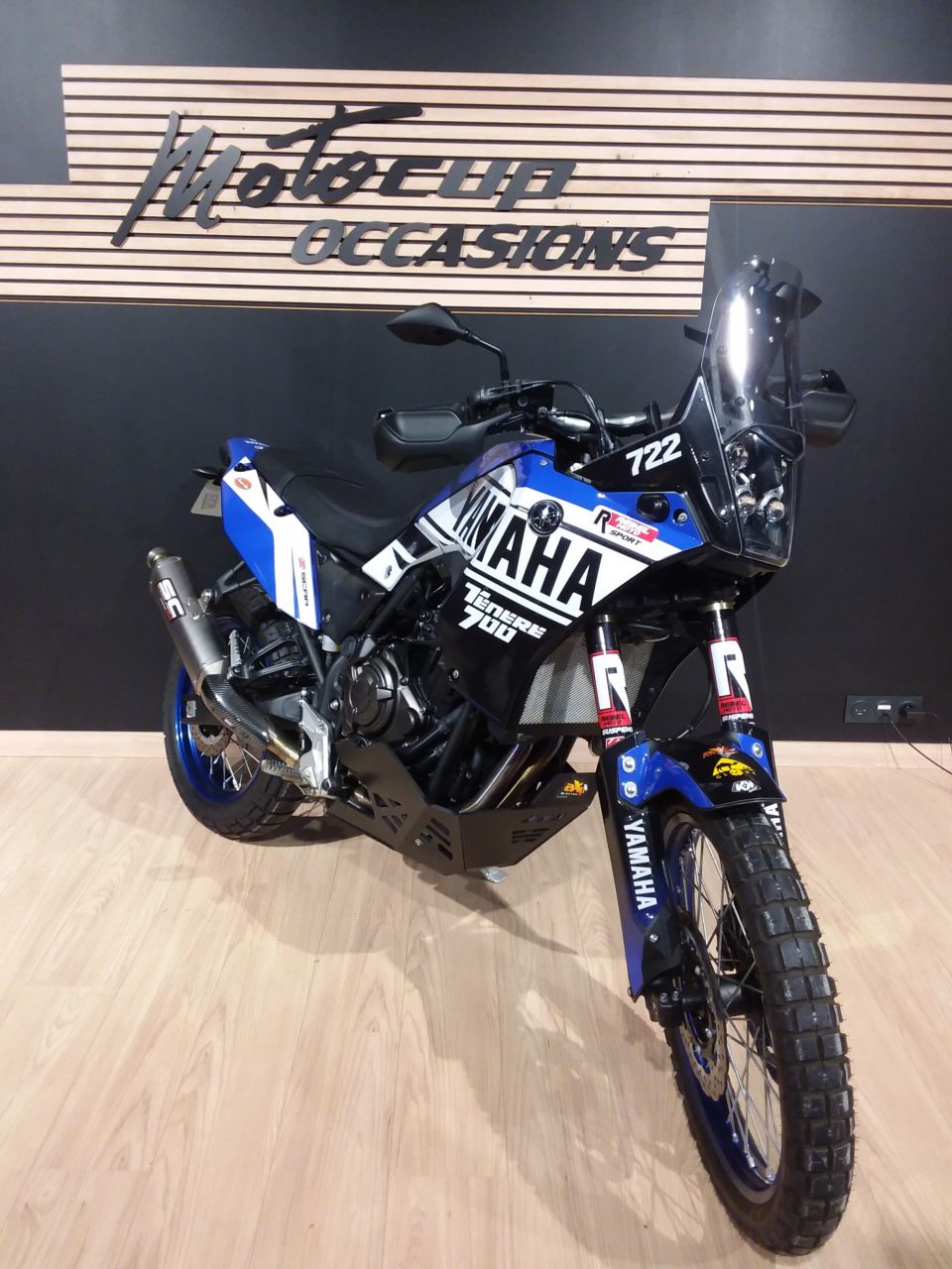 YAMAHA XTZ TENERE 700 4