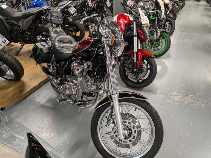 YAMAHA VIRAGO 750 4