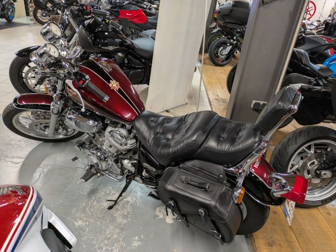 YAMAHA VIRAGO 750 4
