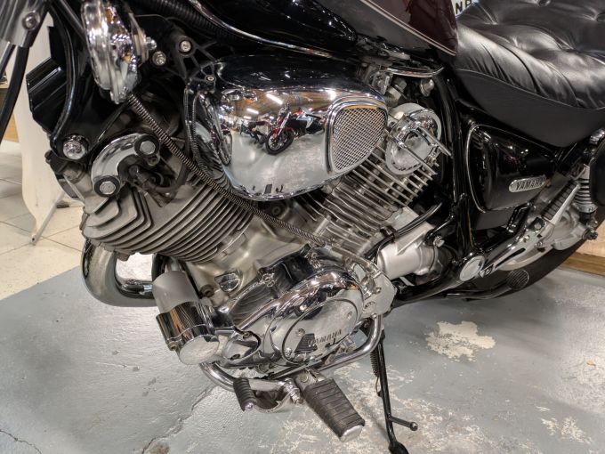 YAMAHA VIRAGO 750 4