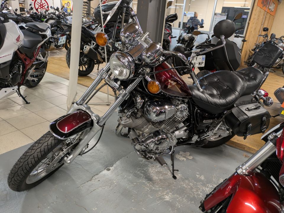 YAMAHA VIRAGO 750 4