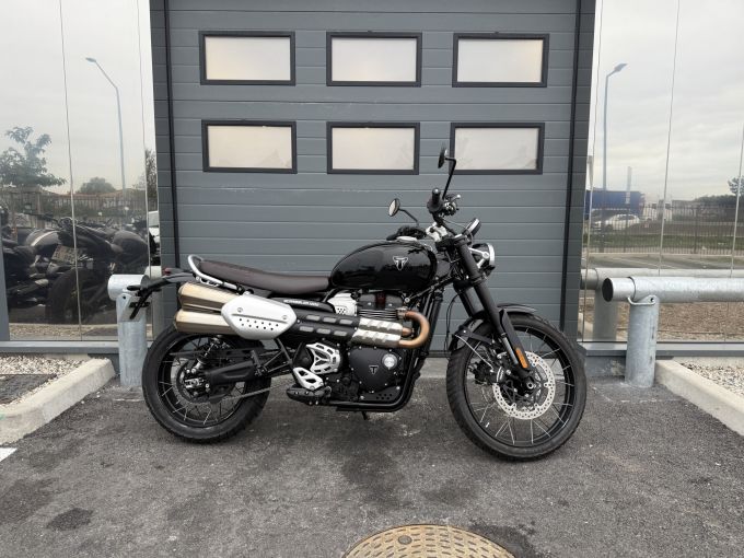 TRIUMPH SCRAMBLER 1200 4