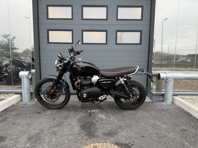 TRIUMPH SCRAMBLER 1200 4