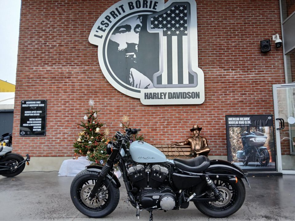 HARLEY-DAVIDSON SPORTSTER FORTY-EIGHT 1200 4