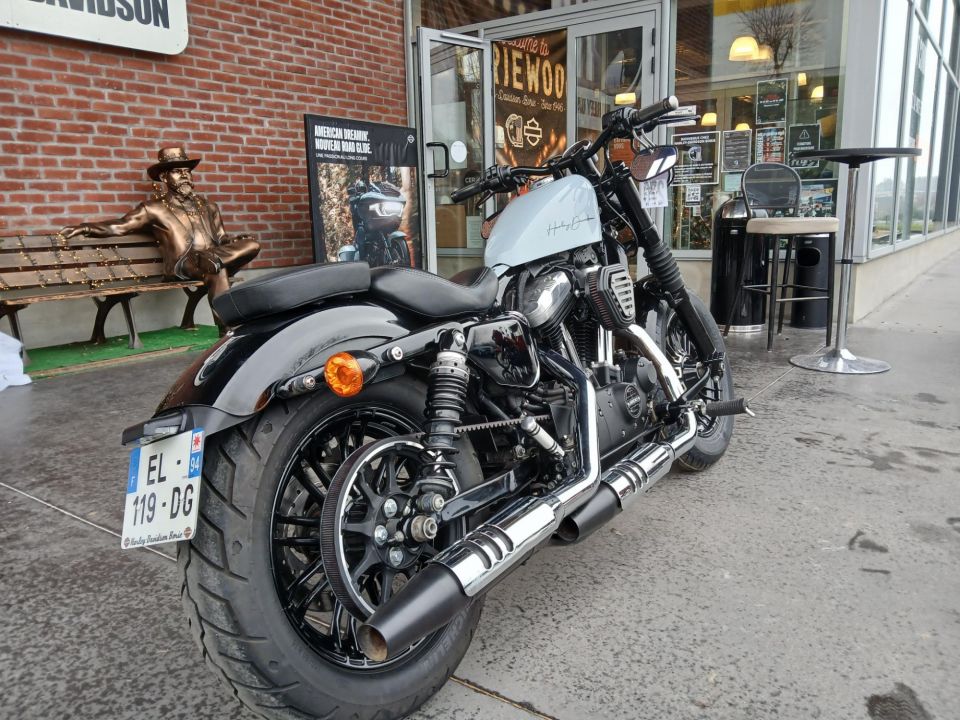 HARLEY-DAVIDSON SPORTSTER FORTY-EIGHT 1200 4