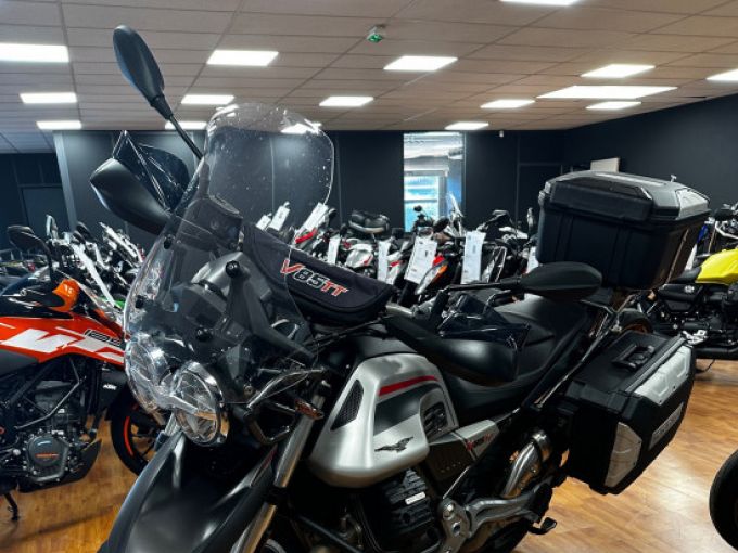 MOTO GUZZI V85 TT 4