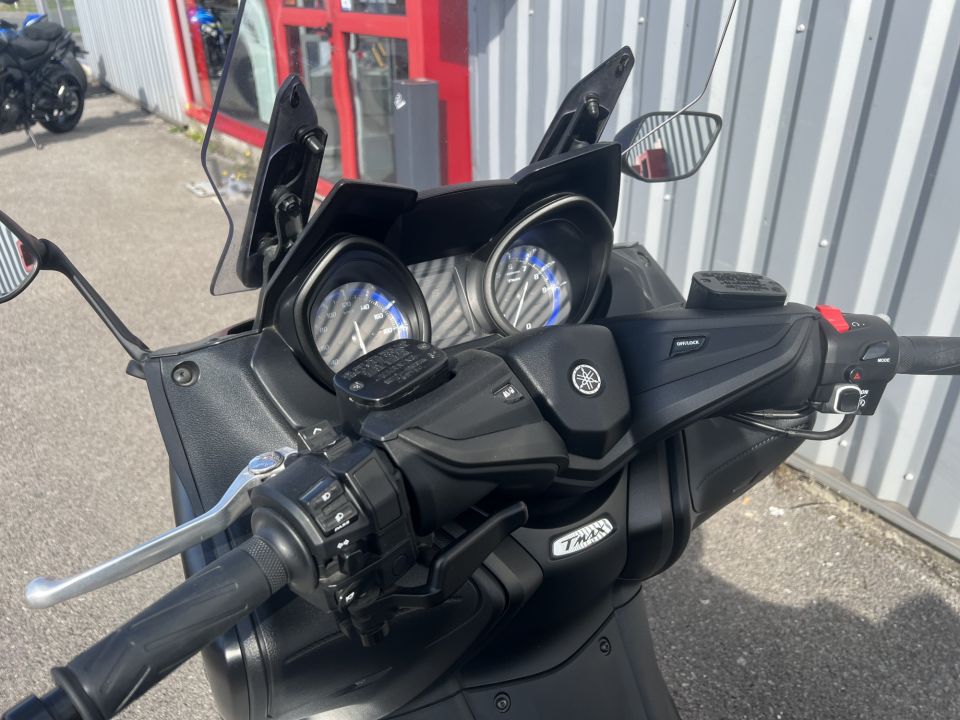 YAMAHA XP T-MAX 560 4