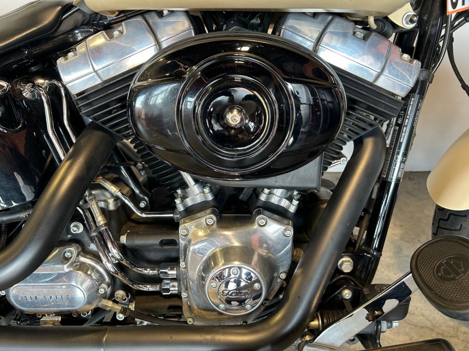 HARLEY-DAVIDSON SOFTAIL SLIM 1690 4