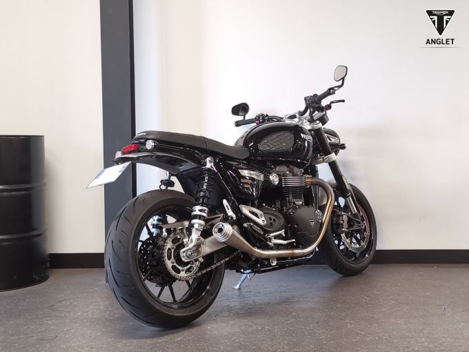 TRIUMPH SPEED TWIN 1200 4