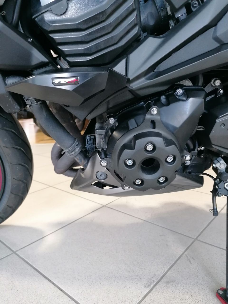 KAWASAKI Z 800 SUGOMI 4