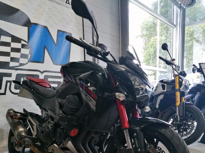 KAWASAKI Z 800 SUGOMI 4