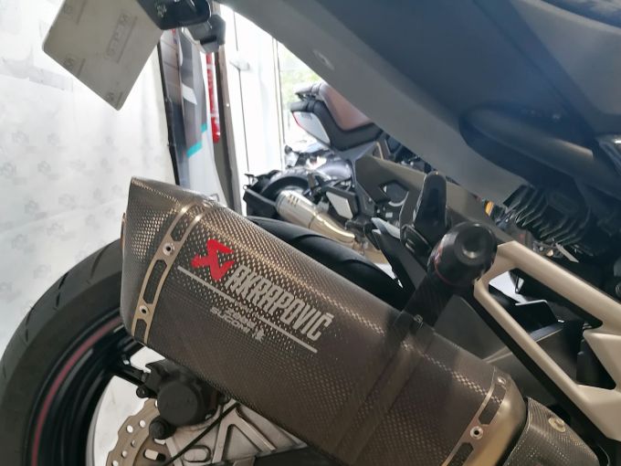 KAWASAKI Z 800 SUGOMI 4