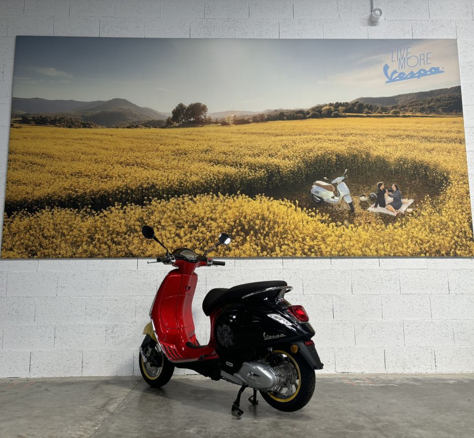 VESPA PRIMAVERA 125 4