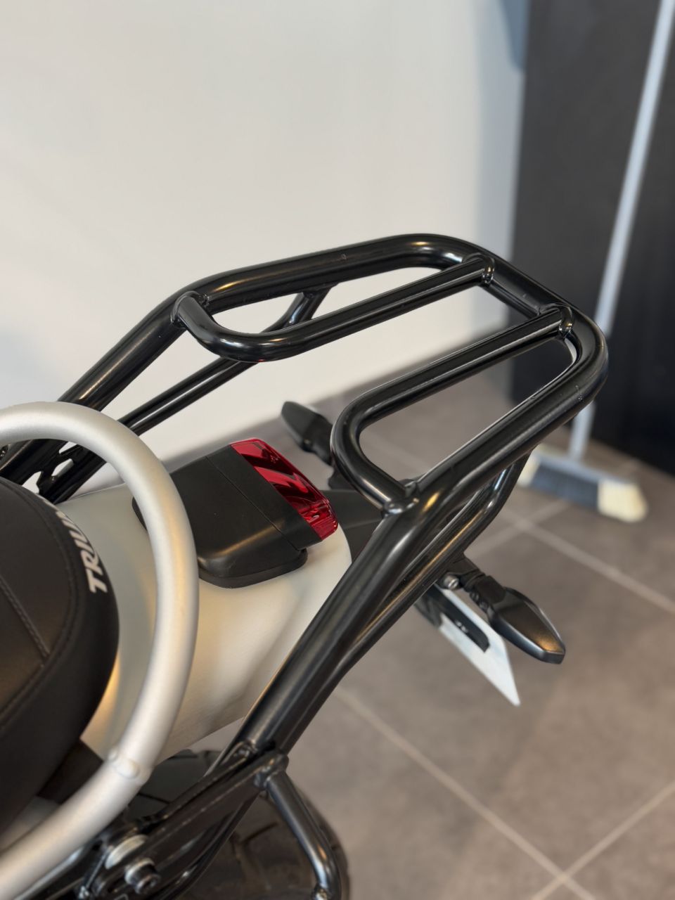 TRIUMPH SCRAMBLER 1200 XE 4