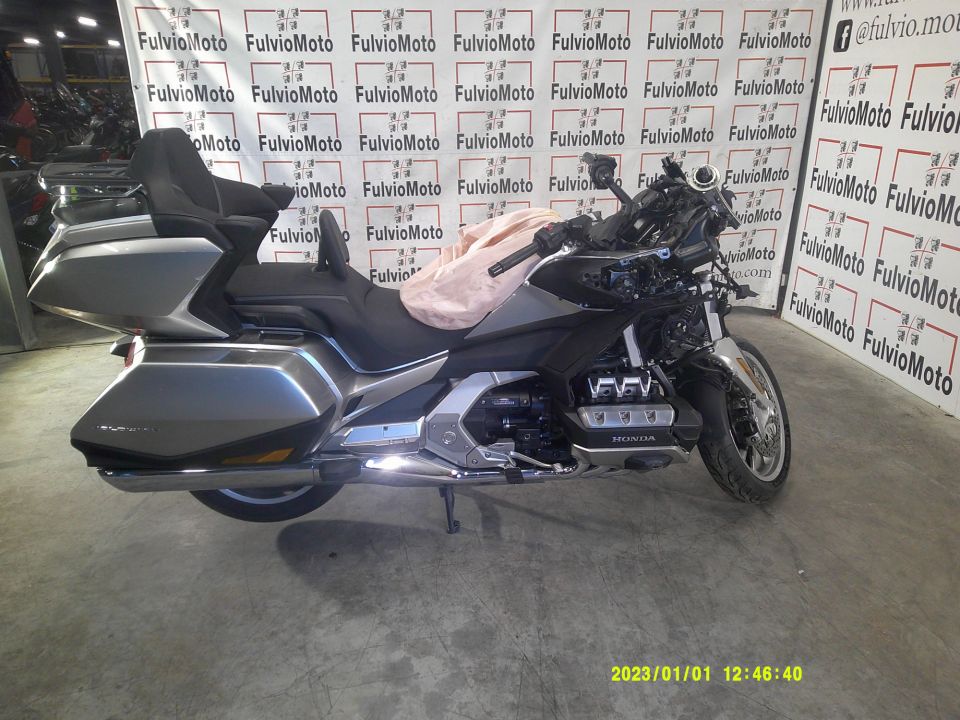 HONDA GL 1800 GOLDWING AIR BAG GPS 4