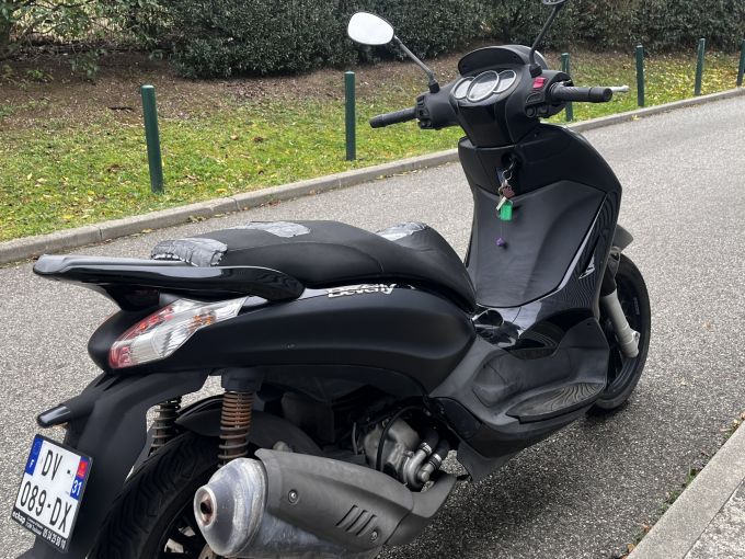 PIAGGIO BEVERLY 300 4