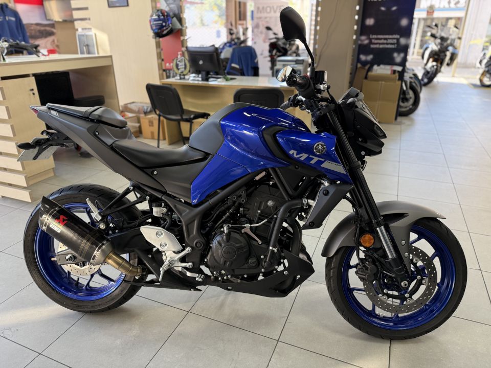 YAMAHA MT-03 4