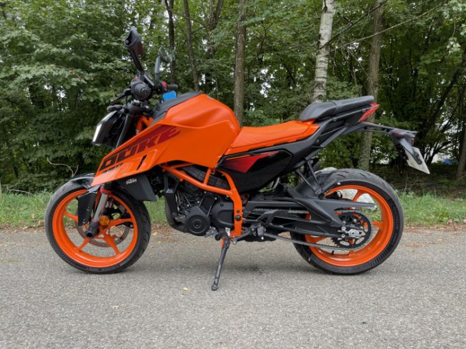 KTM 390 DUKE ABS 4