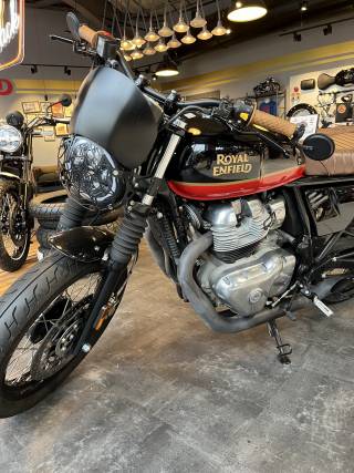 ROYAL ENFIELD INTERCEPTOR 650 SUNSET STRIP - 2022