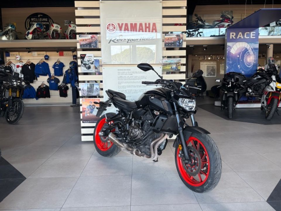 YAMAHA MT-07 FULL POSSIBILITE A2 78€/MOIS GTIE 12 MOIS ENTRETIEN A JOUR 4