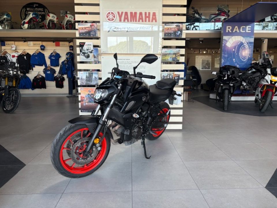 YAMAHA MT-07 FULL POSSIBILITE A2 78€/MOIS GTIE 12 MOIS ENTRETIEN A JOUR 4