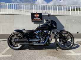 HARLEY-DAVIDSON SOFTAIL BREAKOUT 1745 - 2017