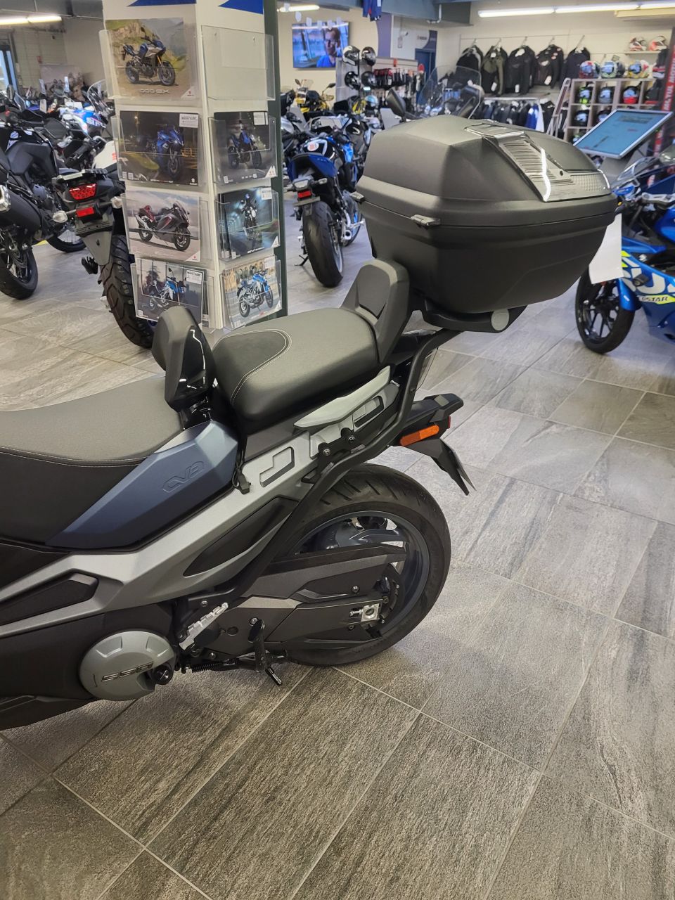 KYMCO CV3 550 4