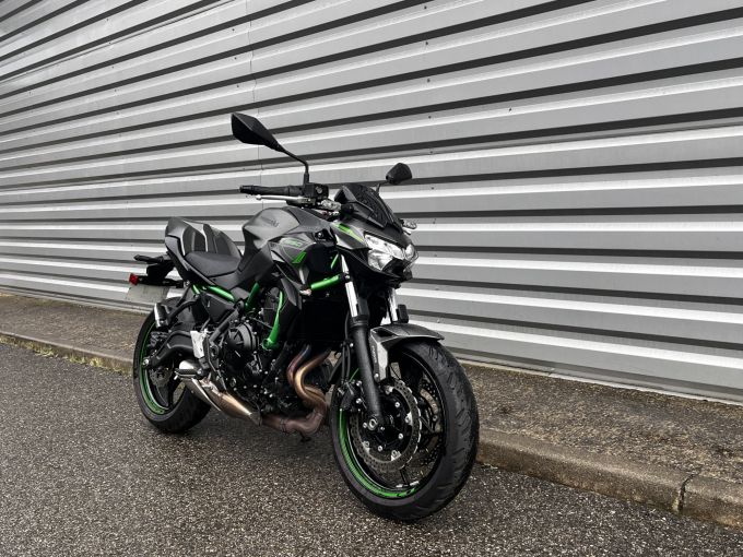 KAWASAKI Z 650 4