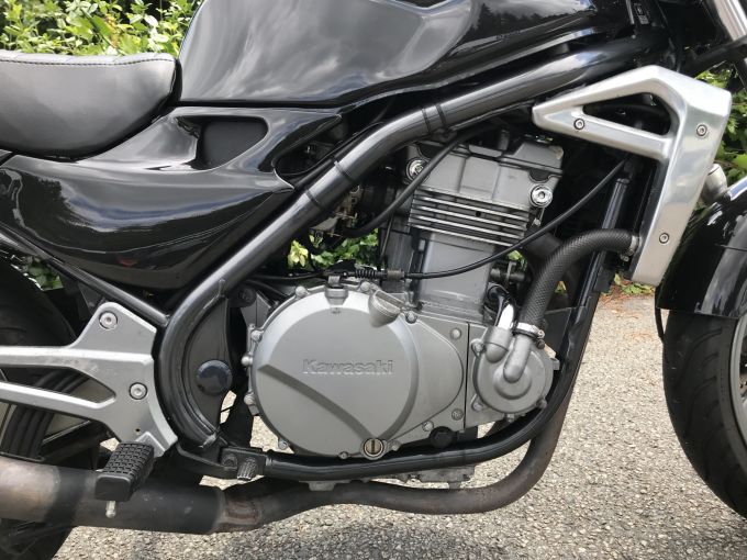 KAWASAKI ER-5 4