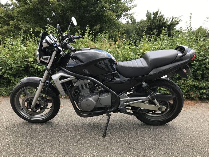 KAWASAKI ER-5 4